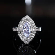 Кольцо женское обручальное с белым цирконием, с кристаллом 2024 - купить недорого