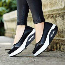 Zapatillas deportivas de gran tamaño para mujer, zapatos femeninos con plataforma y amortiguación de aire, para correr y gimnasio, color negro, D-736, 2020 2024 - compra barato