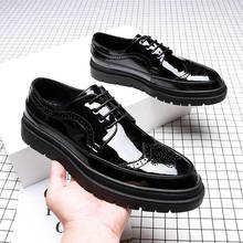 Zapatos de charol para hombre, zapatillas con plataforma Oxford, brogue, para caballero joven 2024 - compra barato