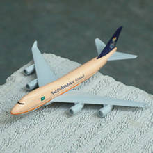 Saudi Arabian Airlines Boeing 747 Aircraft Model 15cm Alloy Aviation Collectible Diecast Miniature Ornament Souvenir Toys 2024 - buy cheap