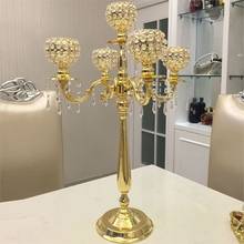 Candelabros dorados de 5 brazos de 76cm de alto con colgantes de cristal, portavelas de cristal para boda, centro de mesa 2024 - compra barato