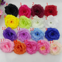 Cabeças de flores decorativas 50 com 17 cores 8cm, flores artificiais de seda com rosas para festa de casamento e banquete 2024 - compre barato