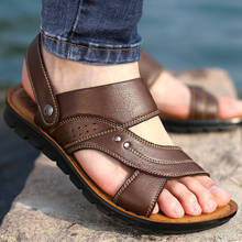 Sandálias masculinas de couro, calçado masculino listrado de borracha para praia e verão 2024 - compre barato