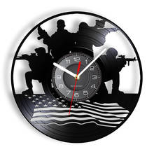 Design patriótico militar parede arte relógio de parede soldados com bandeira americana vinil registro relógio memorial presente para soldados veteranos 2024 - compre barato