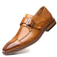 Couro masculino sapatos formais de negócios de luxo sapatos casuais brogue sapatos de moda de casamento de inverno sapatos para homem marrom oxfords yui8 2024 - compre barato