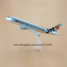 Modelo de avión de aleación de Metal de 16cm, avión australiano Jetstar A320 Airways Airbus 320, avión aéreo con soporte, regalo 2024 - compra barato