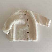 Весенний однотонный однобортный кардиган с длинными рукавами для маленьких девочек и мальчиков, Детский свитер, пальто для детей 0-24 месяце... 2024 - купить недорого