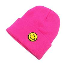 Boné infantil de malha com rosto sorridente, boné realista para outono e inverno, gorro skullies de crianças de filamento de pompom lanudo, chapéu para pais e filhos 2024 - compre barato