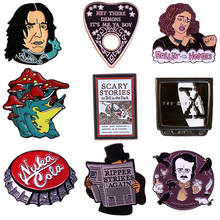 Bg199 broches de livro de terror, broches de sapo, alfinetes esmaltados para lapela, broches de joias de desenho animado, decoração de roupas para presente 2024 - compre barato