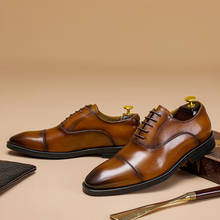 Desai sapato masculino de couro genuíno, calçado estilo oxford retrô de couro patenteado para homens tamanho ue 38-47 2024 - compre barato