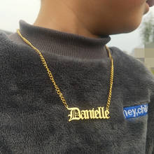 Collar personalizado con nombre de bebé para mujer y hombre, joyería gótica, cadena curva con nombre antiguo en inglés, Gargantilla, Collar de placa con nombre personalizado 2024 - compra barato